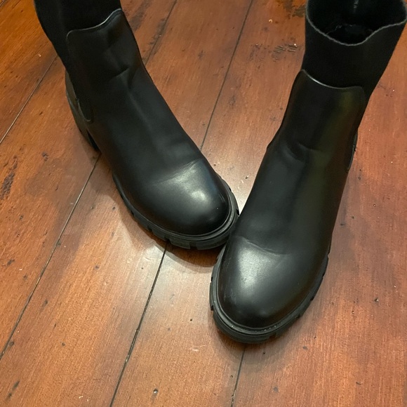 Steve Madden Chelsea Sock Boots - Picture 5 of 6